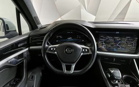 Volkswagen Touareg III, 2019 год, 5 500 000 рублей, 15 фотография