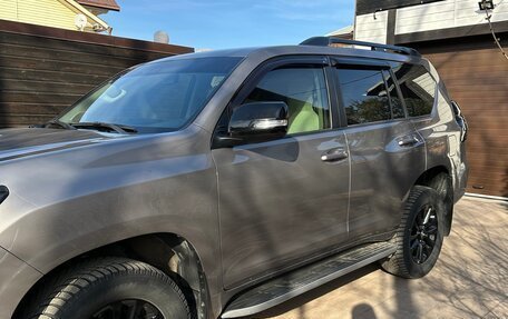 Toyota Land Cruiser Prado 150 рестайлинг 2, 2021 год, 7 450 000 рублей, 3 фотография
