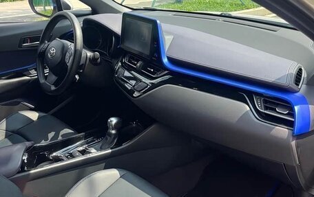 Toyota C-HR I рестайлинг, 2020 год, 2 035 000 рублей, 7 фотография