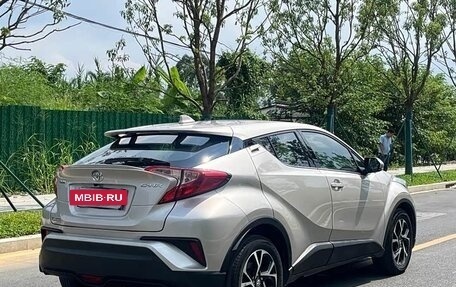 Toyota C-HR I рестайлинг, 2020 год, 2 035 000 рублей, 11 фотография