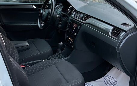 Skoda Rapid I, 2018 год, 1 450 000 рублей, 6 фотография
