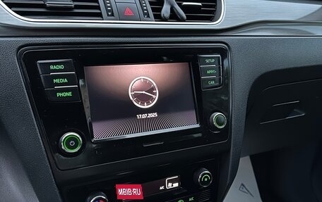 Skoda Rapid I, 2018 год, 1 450 000 рублей, 8 фотография