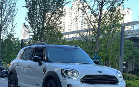 MINI Countryman II (F60), 2022 год, 3 280 000 рублей, 3 фотография