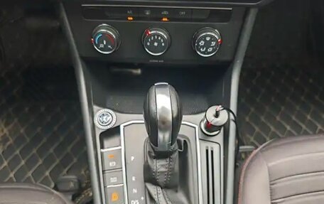 Volkswagen Lavida, 2022 год, 1 300 000 рублей, 28 фотография