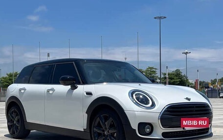 MINI Clubman, 2022 год, 2 300 000 рублей, 3 фотография