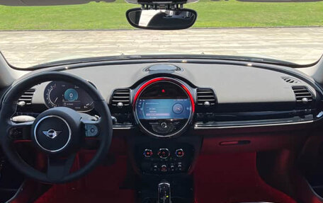 MINI Clubman, 2022 год, 2 300 000 рублей, 7 фотография