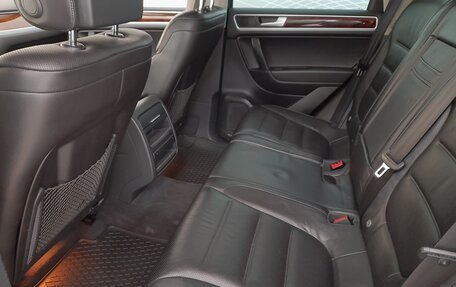 Volkswagen Touareg III, 2013 год, 2 499 000 рублей, 13 фотография