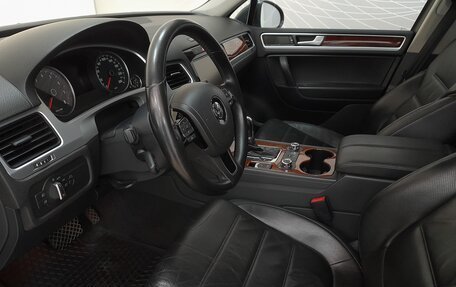 Volkswagen Touareg III, 2013 год, 2 499 000 рублей, 8 фотография