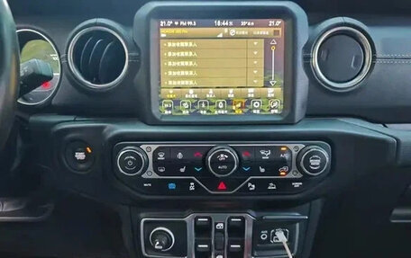 Jeep Wrangler, 2022 год, 3 955 123 рублей, 10 фотография