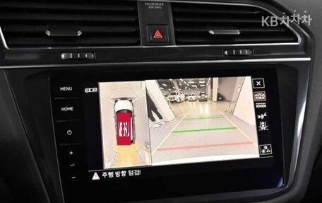 Volkswagen Tiguan II, 2022 год, 2 400 000 рублей, 16 фотография