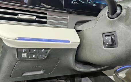 Hyundai Grandeur, 2022 год, 2 350 000 рублей, 16 фотография