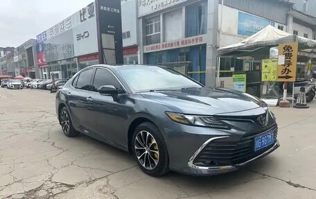 Toyota Camry, 2022 год, 2 050 000 рублей, 3 фотография