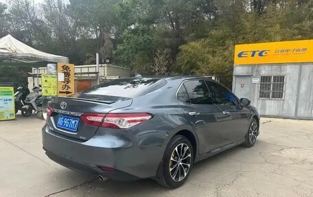 Toyota Camry, 2022 год, 2 050 000 рублей, 9 фотография