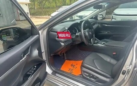 Toyota Camry, 2022 год, 2 050 000 рублей, 7 фотография