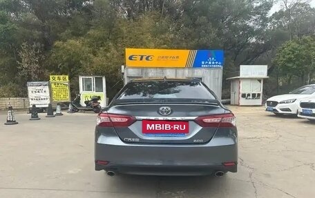 Toyota Camry, 2022 год, 2 050 000 рублей, 10 фотография