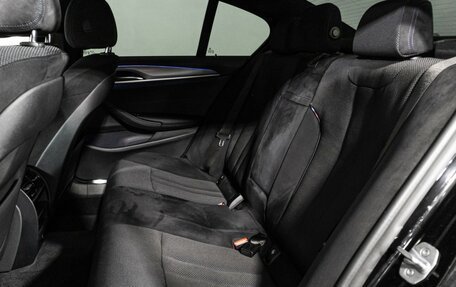 BMW 5 серия, 2018 год, 2 949 700 рублей, 10 фотография