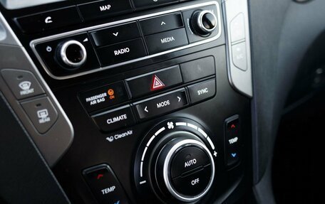 Hyundai Santa Fe III рестайлинг, 2016 год, 2 400 000 рублей, 21 фотография