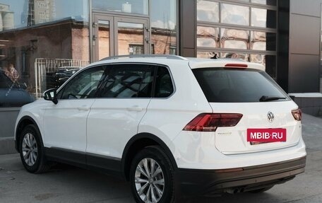 Volkswagen Tiguan II, 2017 год, 2 670 000 рублей, 7 фотография