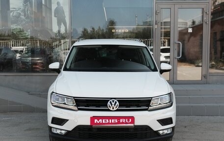 Volkswagen Tiguan II, 2017 год, 2 670 000 рублей, 2 фотография