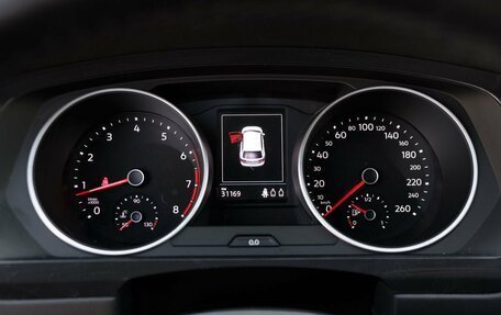 Volkswagen Tiguan II, 2017 год, 2 670 000 рублей, 13 фотография