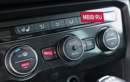 Volkswagen Tiguan II, 2017 год, 2 670 000 рублей, 15 фотография