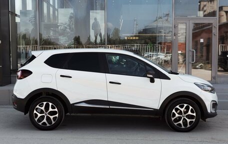 Renault Kaptur I рестайлинг, 2017 год, 1 280 000 рублей, 4 фотография