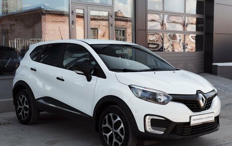 Renault Kaptur I рестайлинг, 2017 год, 1 280 000 рублей, 3 фотография