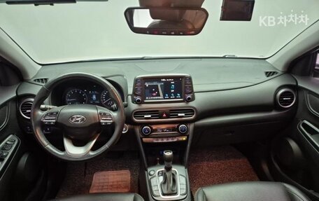 Hyundai Kona I, 2020 год, 2 530 000 рублей, 5 фотография