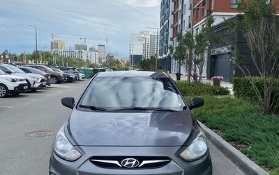 Hyundai Solaris II рестайлинг, 2012 год, 450 000 рублей, 1 фотография