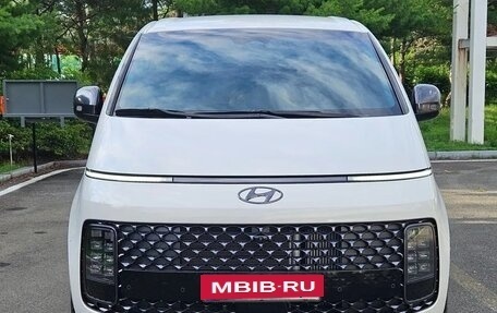 Hyundai Staria, 2021 год, 3 190 000 рублей, 6 фотография