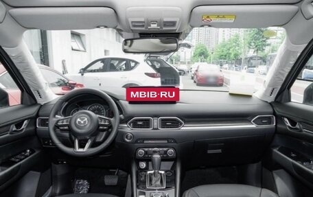 Mazda CX-5 II, 2025 год, 2 501 000 рублей, 26 фотография