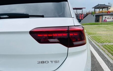 Volkswagen T-Roc I, 2022 год, 1 430 000 рублей, 7 фотография