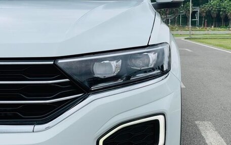 Volkswagen T-Roc I, 2022 год, 1 430 000 рублей, 10 фотография