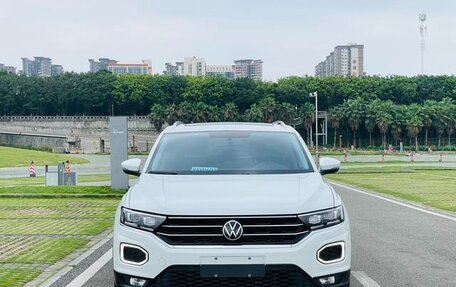 Volkswagen T-Roc I, 2022 год, 1 430 000 рублей, 5 фотография