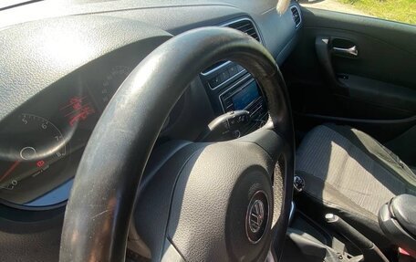 Volkswagen Polo VI (EU Market), 2013 год, 750 000 рублей, 6 фотография