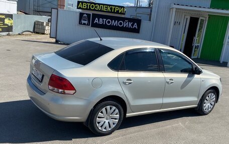 Volkswagen Polo VI (EU Market), 2013 год, 750 000 рублей, 5 фотография