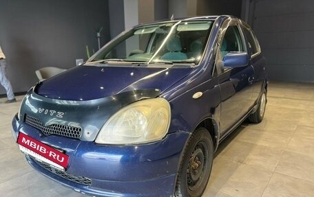 Toyota Vitz, 2000 год, 330 000 рублей, 2 фотография