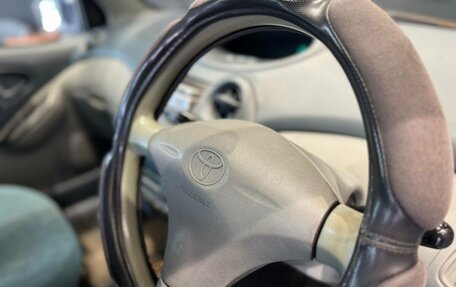 Toyota Vitz, 2000 год, 330 000 рублей, 9 фотография
