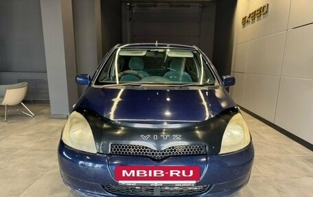 Toyota Vitz, 2000 год, 330 000 рублей, 3 фотография