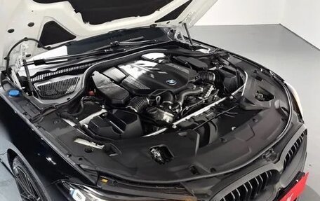 BMW 8 серия, 2024 год, 16 190 000 рублей, 13 фотография