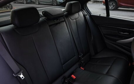 BMW 3 серия, 2018 год, 2 749 000 рублей, 18 фотография