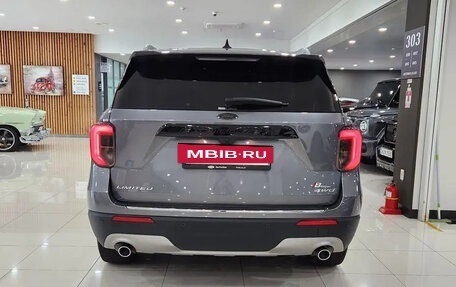 Ford Explorer VI, 2022 год, 3 100 006 рублей, 3 фотография