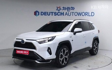 Toyota RAV4, 2022 год, 2 390 000 рублей, 1 фотография