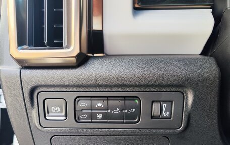 GMC Hummer EV, 2023 год, 14 500 000 рублей, 32 фотография