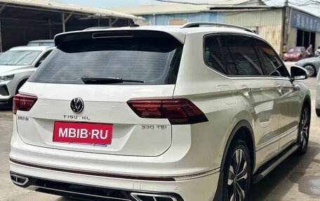 Volkswagen Tiguan II, 2021 год, 1 650 596 рублей, 4 фотография
