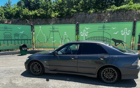 Lexus IS II рестайлинг 2, 2002 год, 1 000 000 рублей, 8 фотография