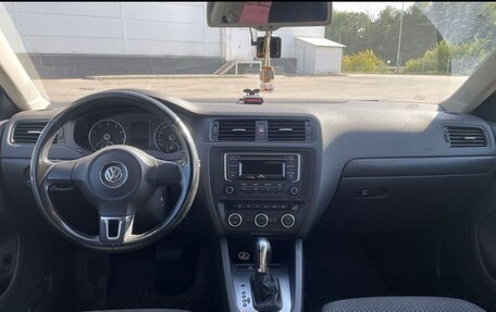 Volkswagen Jetta VI, 2014 год, 1 099 000 рублей, 9 фотография
