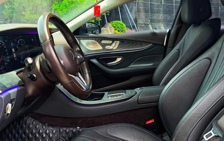 Mercedes-Benz CLS, 2022 год, 4 100 000 рублей, 9 фотография