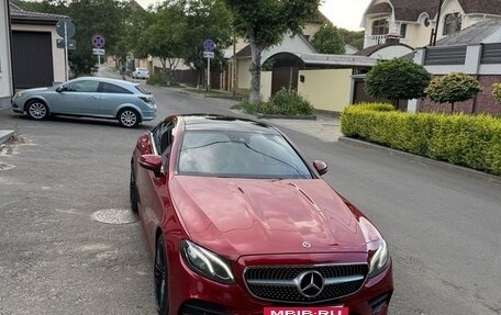 Mercedes-Benz E-Класс, 2018 год, 3 530 000 рублей, 2 фотография