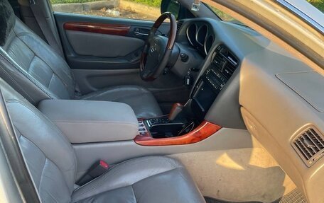 Lexus GS II рестайлинг, 2002 год, 780 000 рублей, 10 фотография